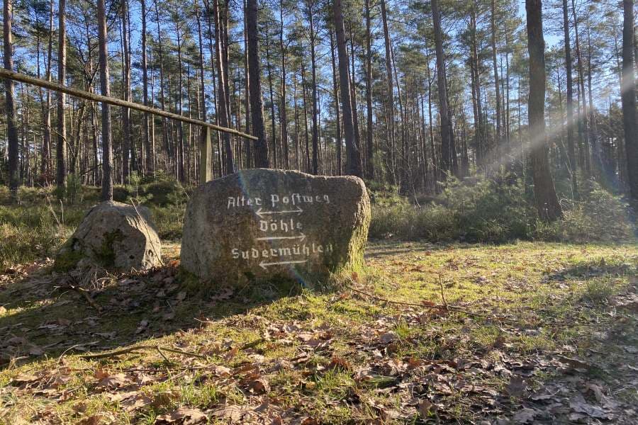 Wegmarkierung auf der Heideschleife Radxenbachtal