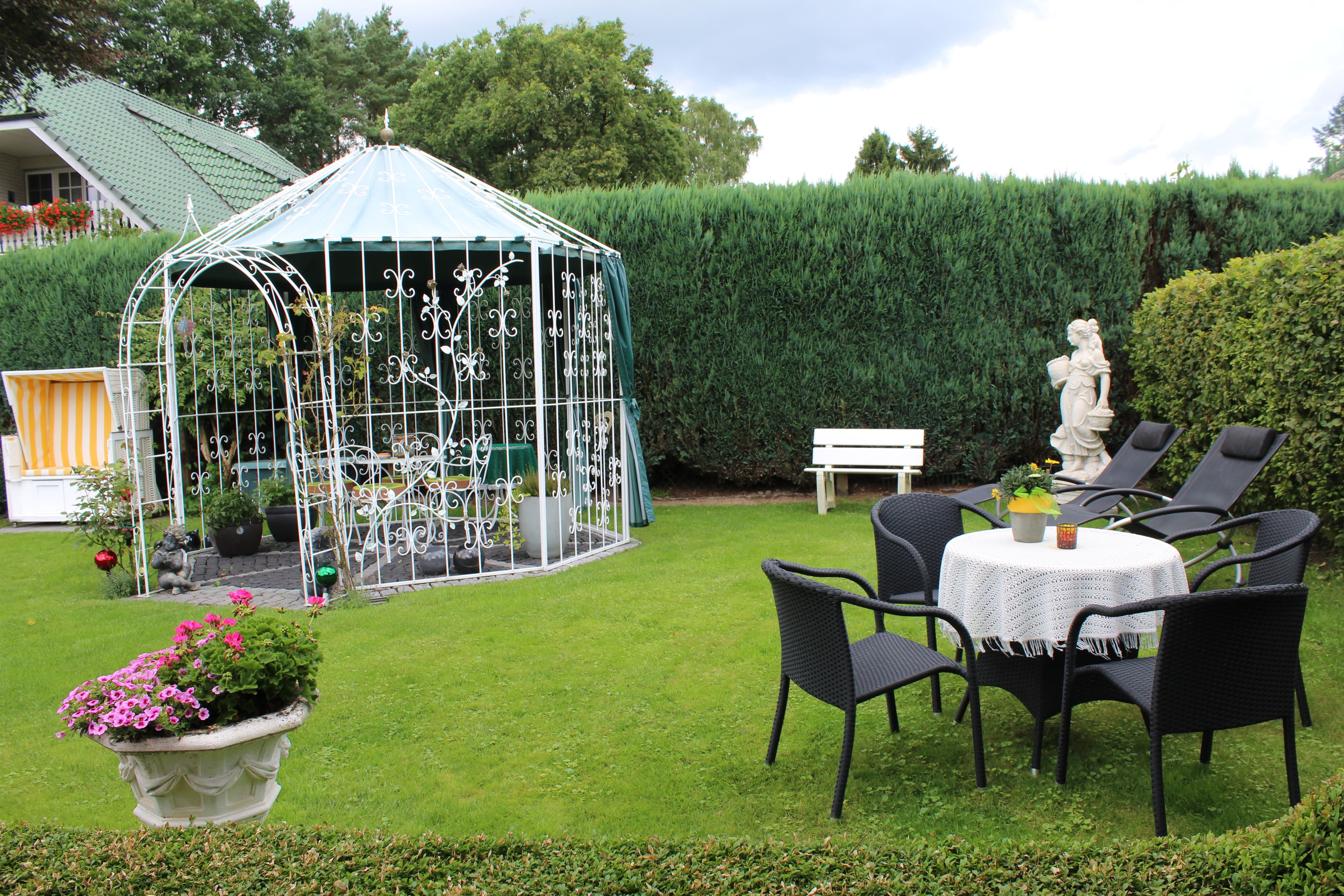 Pavillon der Ferienwohnung Landhaus Gartenstraße in Bispingen