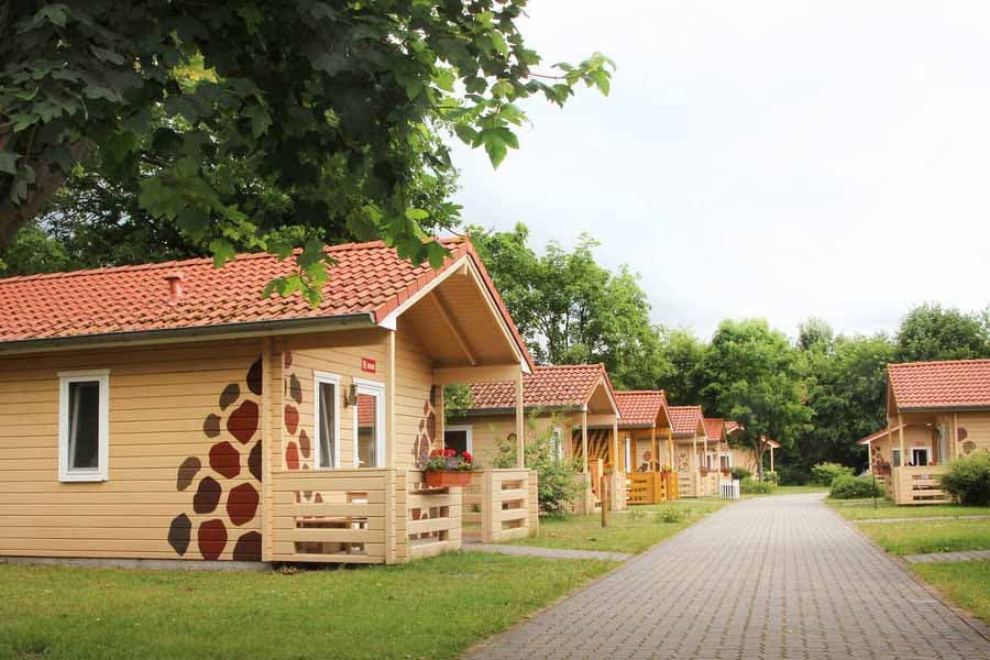 Übernachtung im Serengeti Park